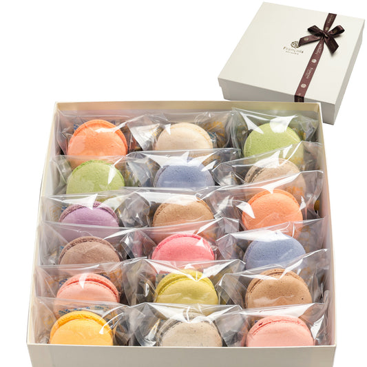 天使がくれたマカロン 18個入｜華やかに贈るスイーツギフト（全国配送）